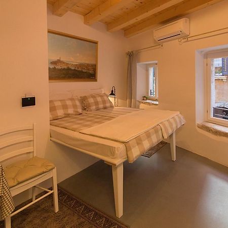 Apartments Casa Vecchia Rovinj Luaran gambar